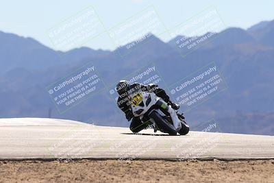 media/Dec-08-2024-CVMA (Sun) [[267e5a7075]]/Race 4-Amateur Supersport Middleweight/